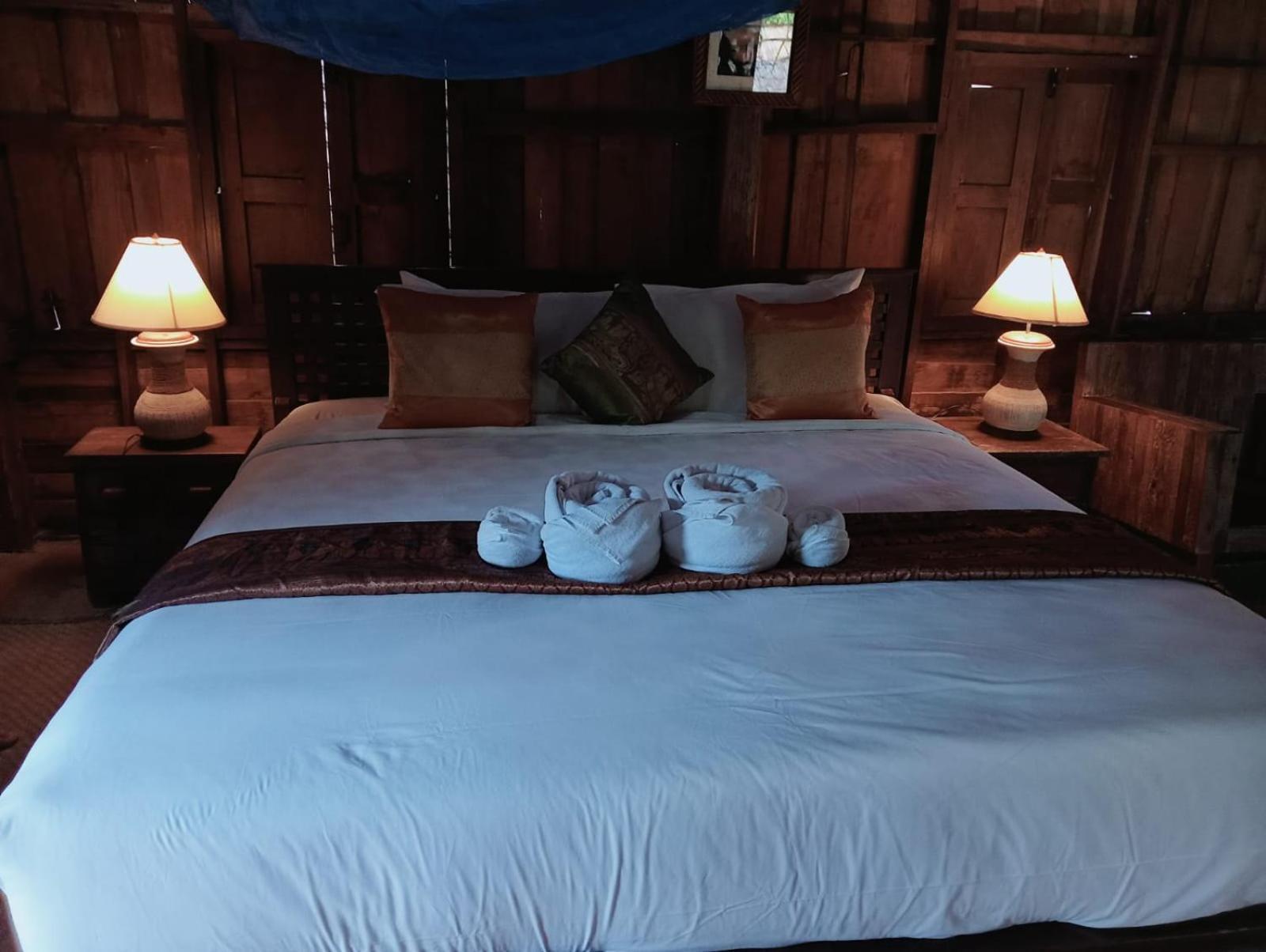 On The Mekong Resort Luang Prabang Eksteriør bilde