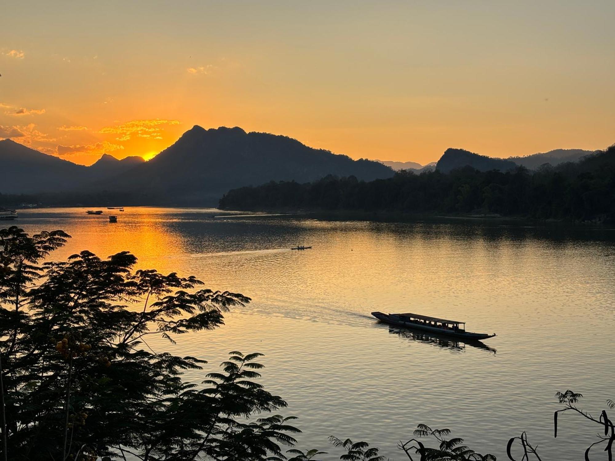 On The Mekong Resort Luang Prabang Eksteriør bilde